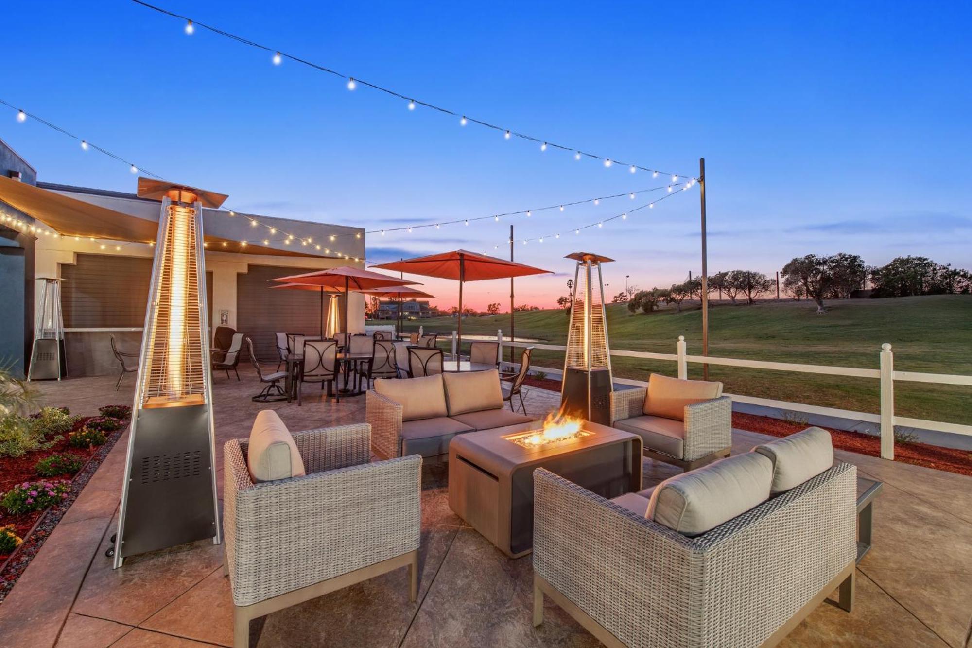 Staybridge Suites Oxnard - River Ridge By Ihg Dış mekan fotoğraf
